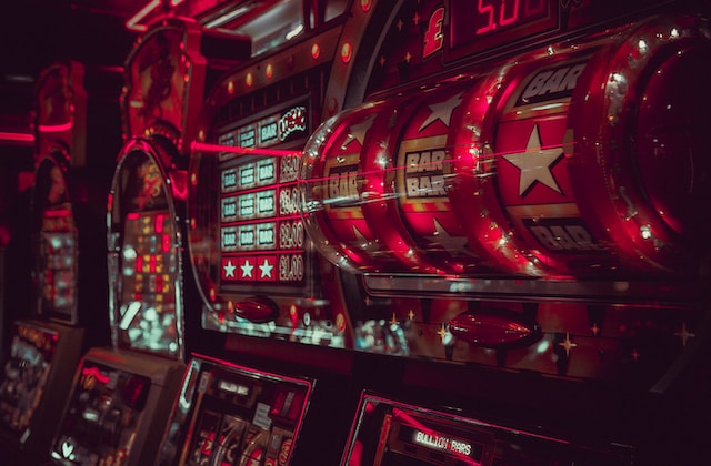 Read more about the article Slots Through Time: A Historical Journey of Casino Entertainment from the Past to the Virtual Future